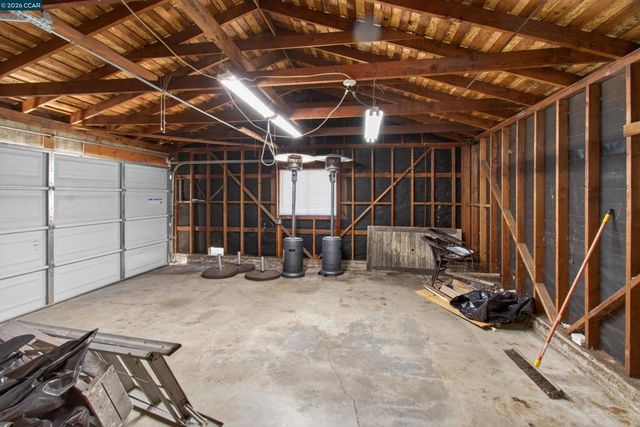 10 Corte Sombrita, Orinda, CA 94563