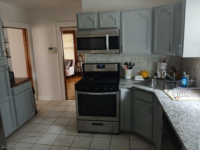 429 2Nd St, Dunellen Boro, NJ 08812