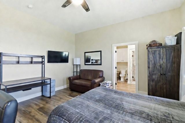 335 Meadow Bend Circle, Stephenville, TX 76401