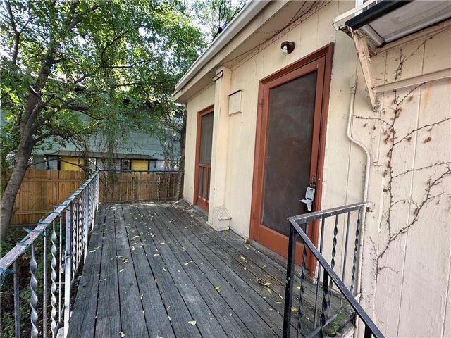 1009 W 25th ST A, Austin, TX 78705