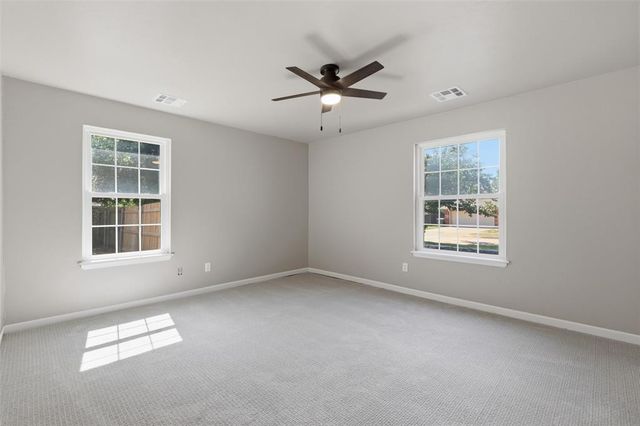 1221 Pepperdine Avenue, Edmond, OK 73013