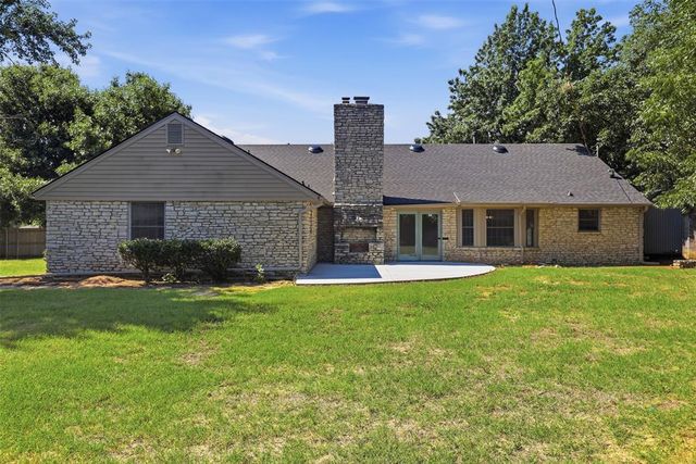 1221 Pepperdine Avenue, Edmond, OK 73013