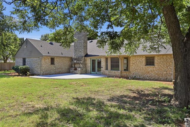 1221 Pepperdine Avenue, Edmond, OK 73013