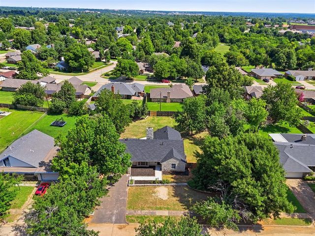 1221 Pepperdine Avenue, Edmond, OK 73013