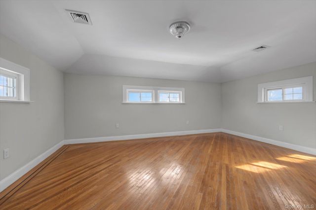 109-39 194th Street, Saint Albans, NY 11412