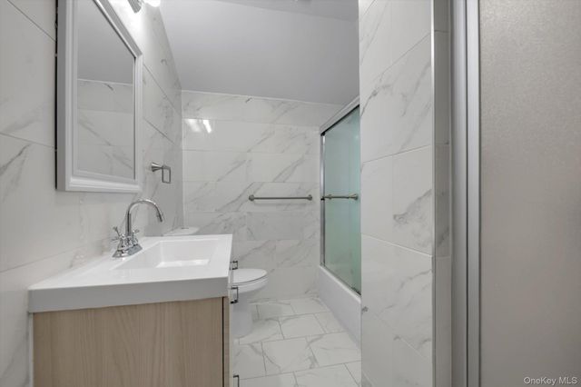 109-39 194th Street, Saint Albans, NY 11412