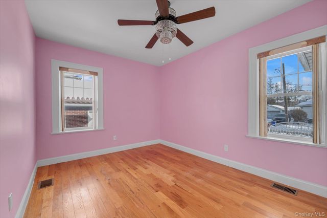 109-39 194th Street, Saint Albans, NY 11412