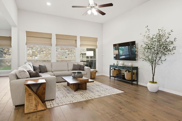 817 Uplands Drive, Northlake, TX 76226