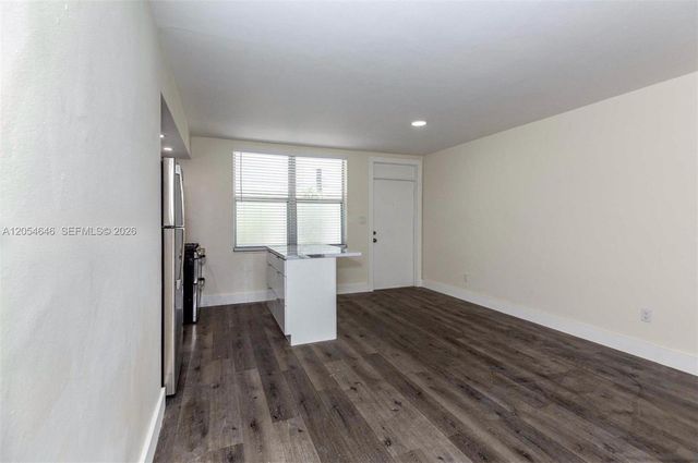 1140 71st St 2, Miami Beach, FL 33141