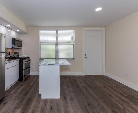 1140 71st St 2, Miami Beach, FL 33141