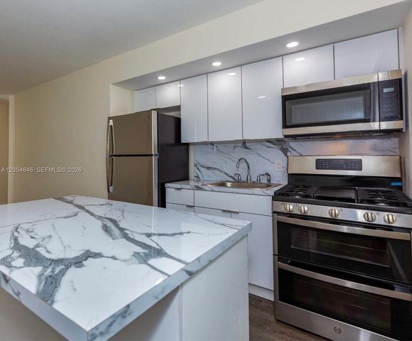 1140 71st St 2, Miami Beach, FL 33141