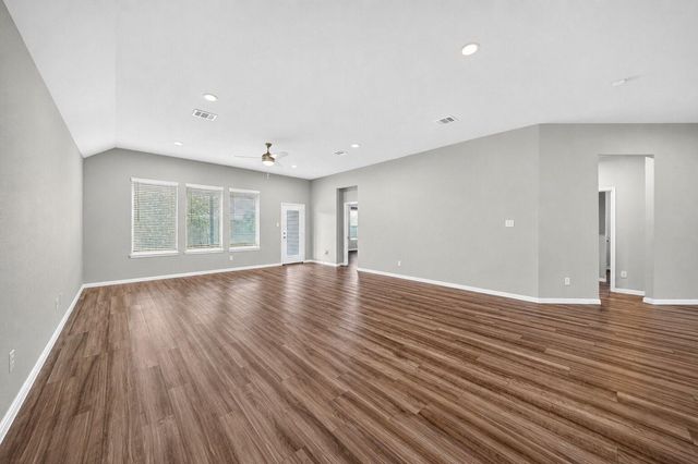 20111 Crystal Falls Court, Montgomery, TX 77316