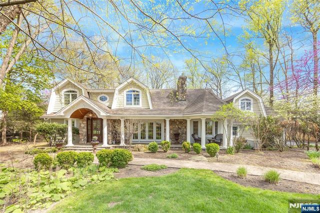 8 White Pine Road, Upper Saddle River, NJ 07458