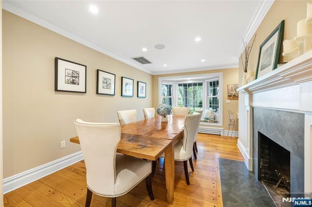 8 White Pine Road, Upper Saddle River, NJ 07458