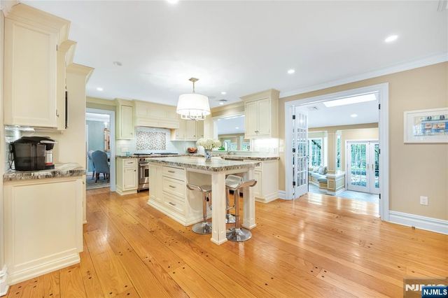 8 White Pine Road, Upper Saddle River, NJ 07458