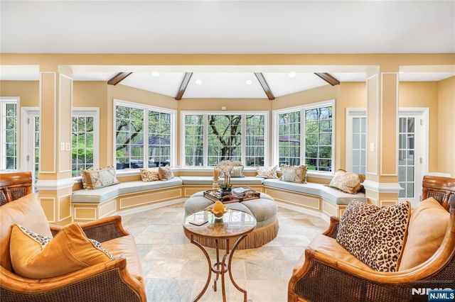 8 White Pine Road, Upper Saddle River, NJ 07458