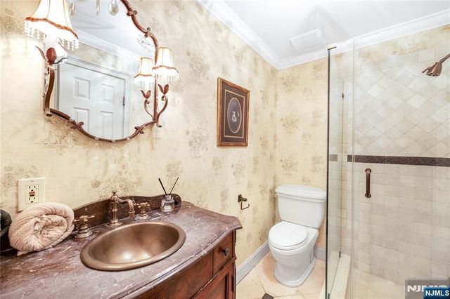 8 White Pine Road, Upper Saddle River, NJ 07458