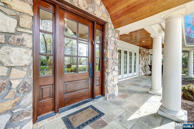 8 White Pine Road, Upper Saddle River, NJ 07458