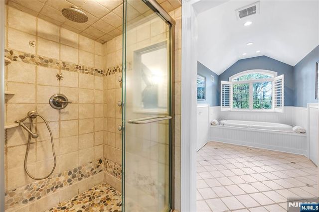 8 White Pine Road, Upper Saddle River, NJ 07458