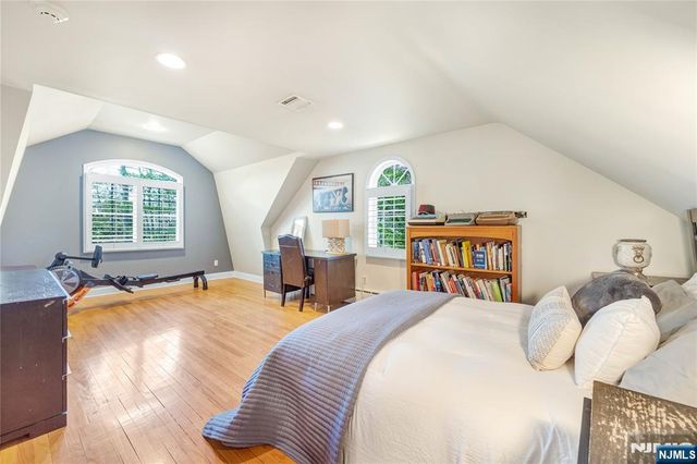 8 White Pine Road, Upper Saddle River, NJ 07458