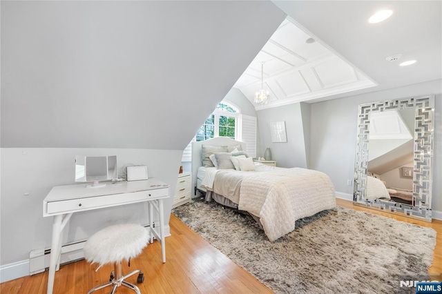 8 White Pine Road, Upper Saddle River, NJ 07458