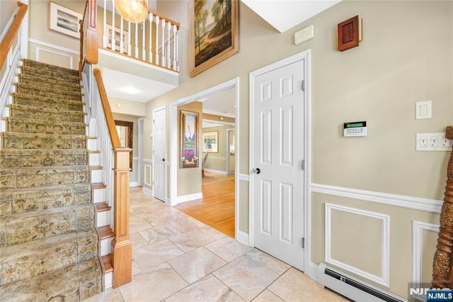 8 White Pine Road, Upper Saddle River, NJ 07458