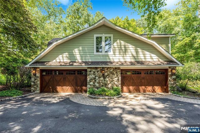 8 White Pine Road, Upper Saddle River, NJ 07458