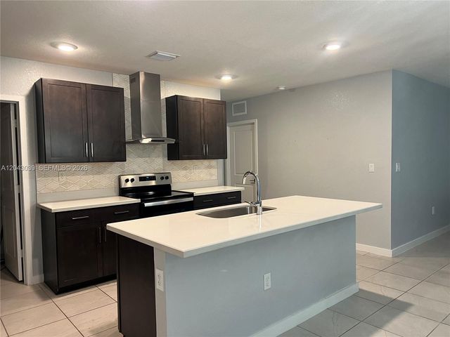 421 NE 6th Court, Florida City, FL 33034