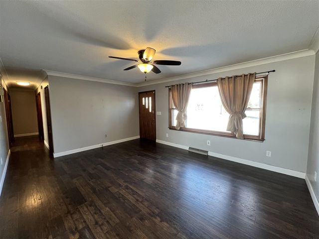 1755 E Carleton Road, Adrian, MI 49221