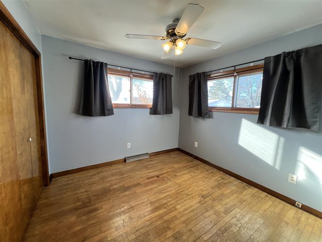 1755 E Carleton Road, Adrian, MI 49221