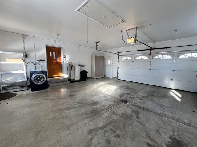 1755 E Carleton Road, Adrian, MI 49221