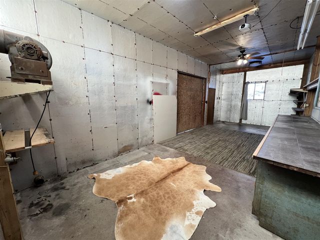 1755 E Carleton Road, Adrian, MI 49221