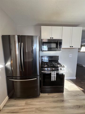 1755 E Carleton Road, Adrian, MI 49221