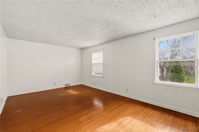 70 Harriet Avenue, Buffalo, NY 14215