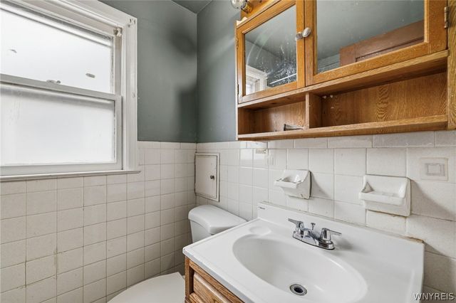 70 Harriet Avenue, Buffalo, NY 14215