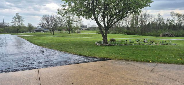 9300 Matthews Highway, Tecumseh Twp, MI 49286