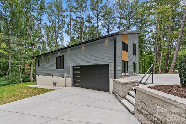 761 Weston Road, Arden, NC 28704