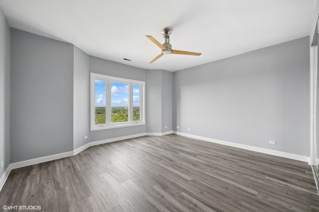 1 Renaissance Place 3PH, Palatine, IL 60067