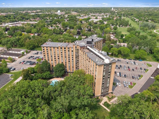 1 Renaissance Place 3PH, Palatine, IL 60067