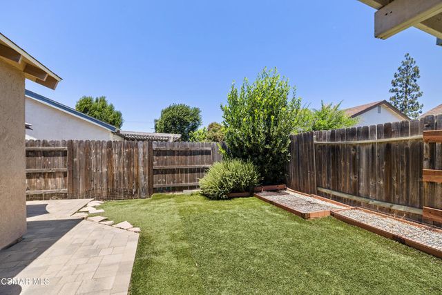 988 Vallejo Avenue, Simi Valley, CA 93065