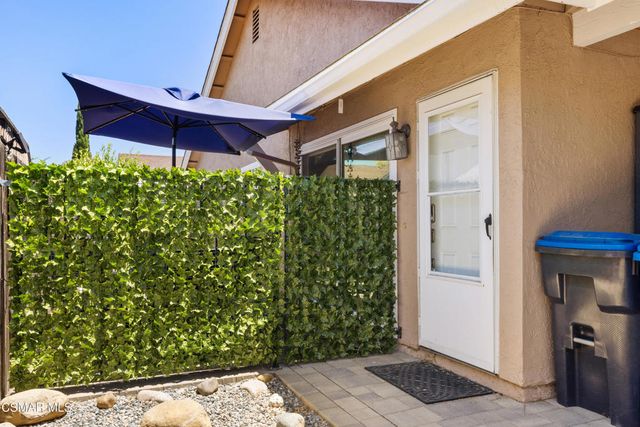 988 Vallejo Avenue, Simi Valley, CA 93065