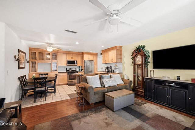 988 Vallejo Avenue, Simi Valley, CA 93065