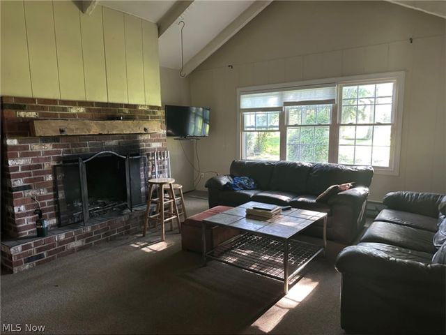 10970 Durkee Road, Grafton, OH 44044