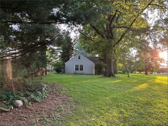 10970 Durkee Road, Grafton, OH 44044