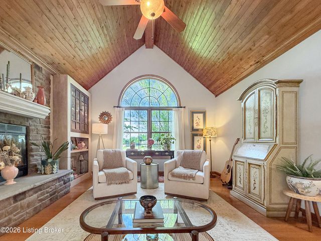 325 Dawson Hill Rd, Taylorsville, KY 40071