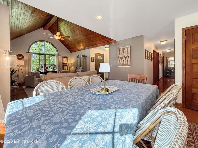 325 Dawson Hill Rd, Taylorsville, KY 40071