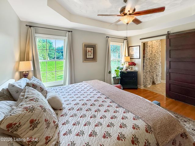325 Dawson Hill Rd, Taylorsville, KY 40071