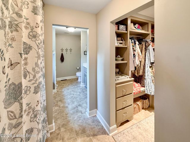 325 Dawson Hill Rd, Taylorsville, KY 40071