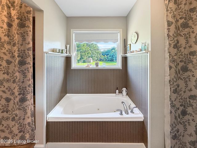 325 Dawson Hill Rd, Taylorsville, KY 40071