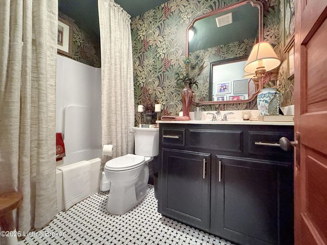325 Dawson Hill Rd, Taylorsville, KY 40071
